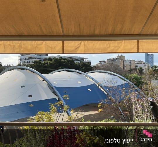 סוכך בד בצבע בז